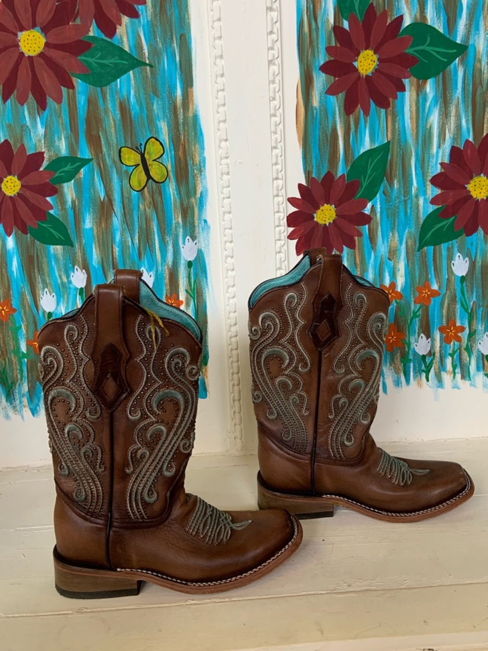 Corral Brown Leather Western Cowboy Boots with Teal Stitching